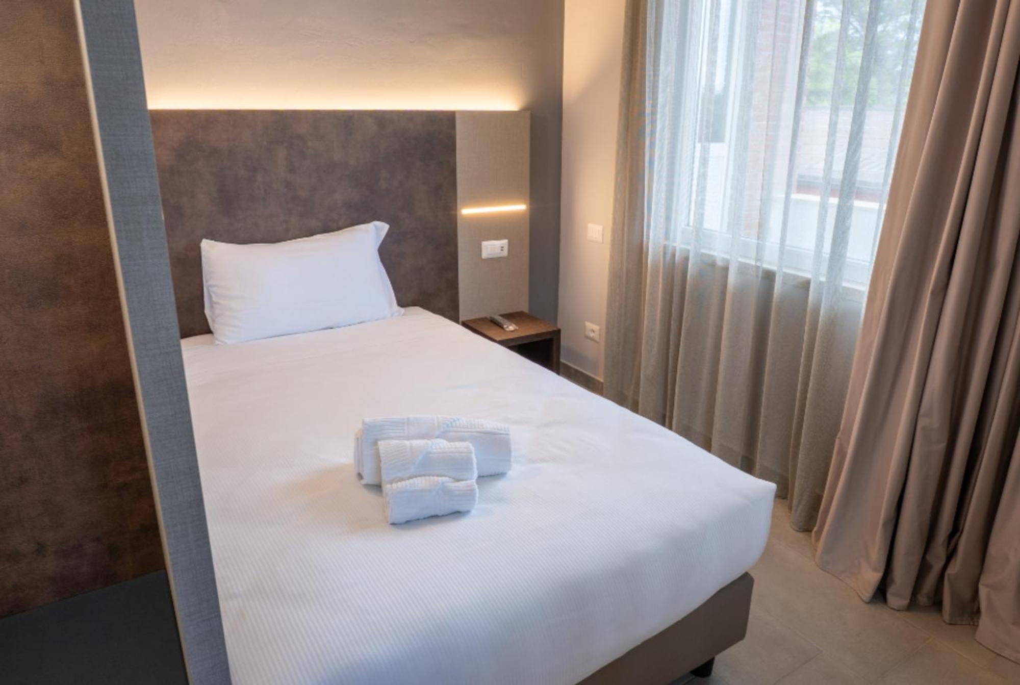 Tiber Suite Рим Екстериор снимка